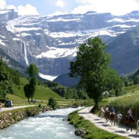 Alliance Szálloda 3*